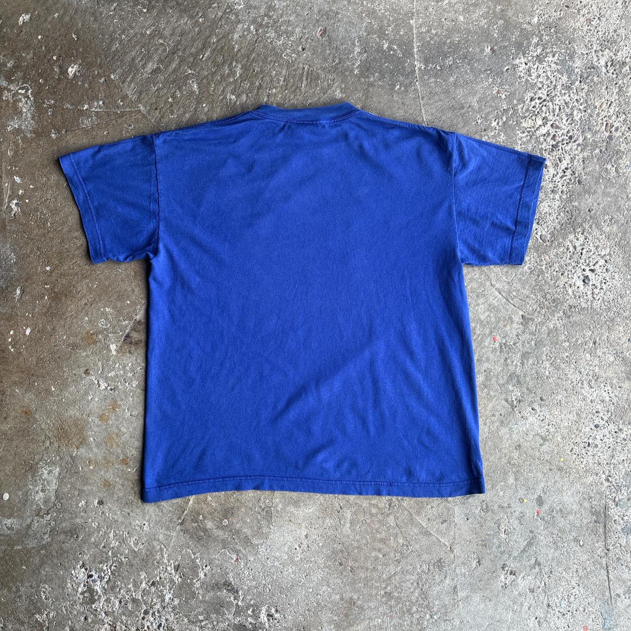 Blue Winnie the Pooh Graphic T-Shirt - L