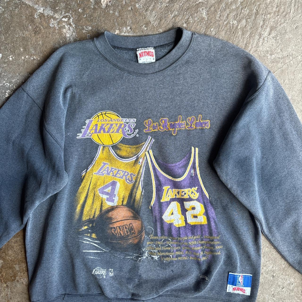Grey 90’s Los Angeles Lakers Graphic Sweatshirt