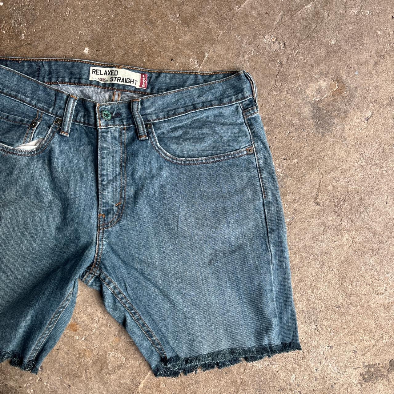 Textured Blue Denim Levi’s 559 Jean Shorts
