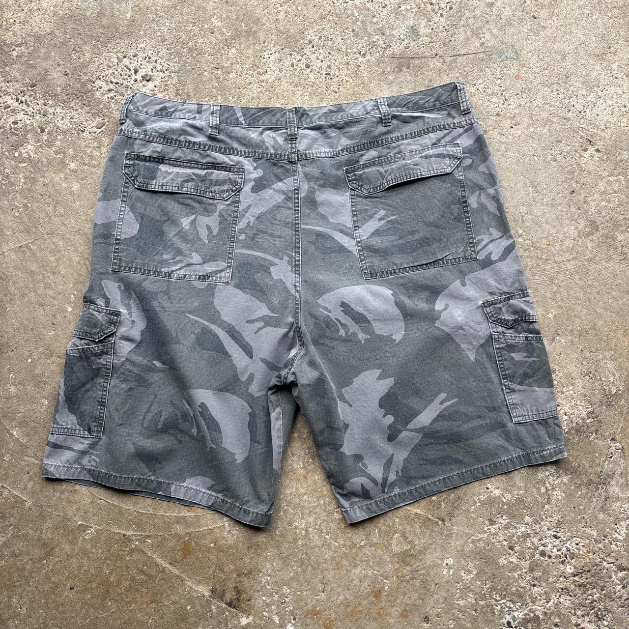 Grey Wrangler Camo Cargo Shorts - W44