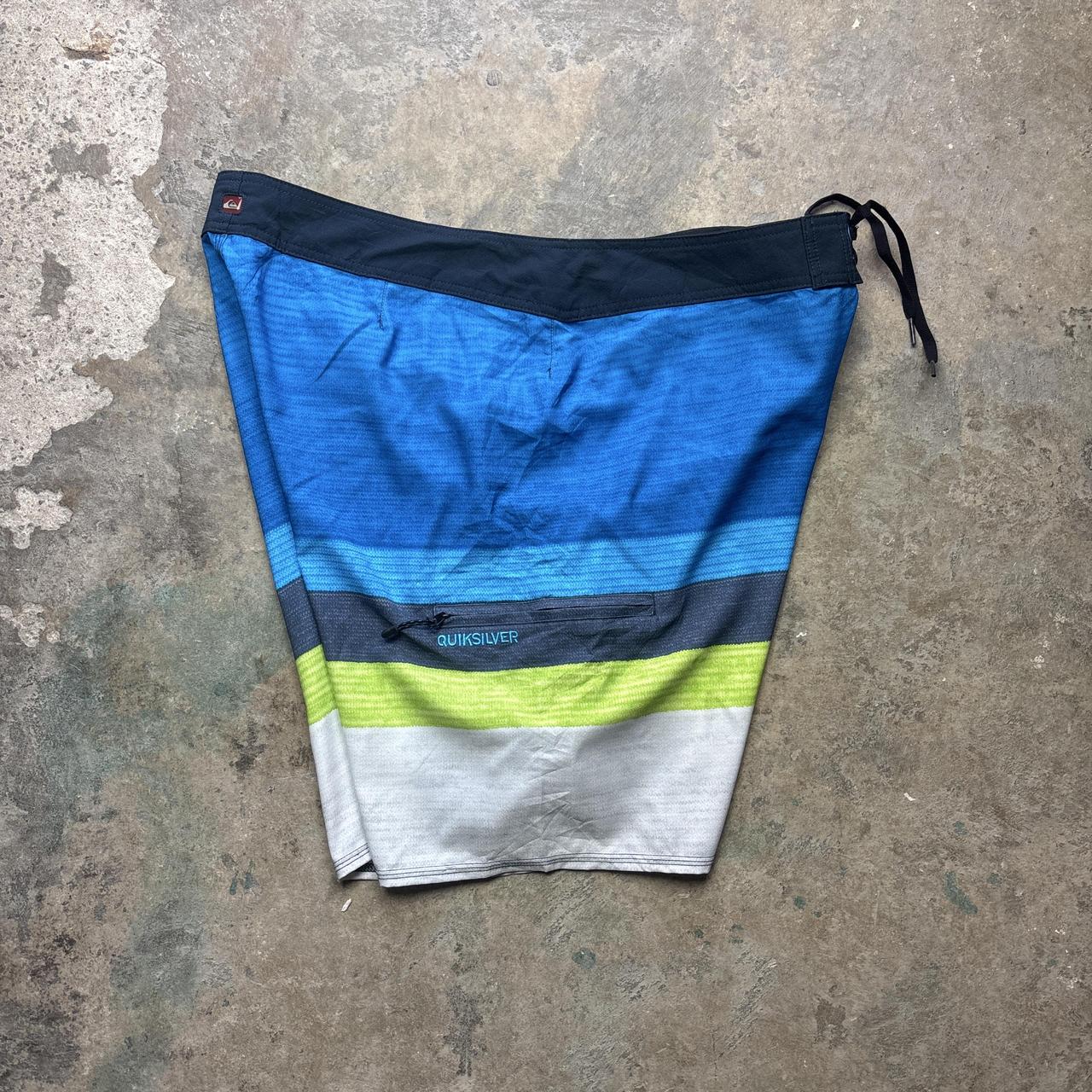 00s Blue Quiksilver board shorts - W38