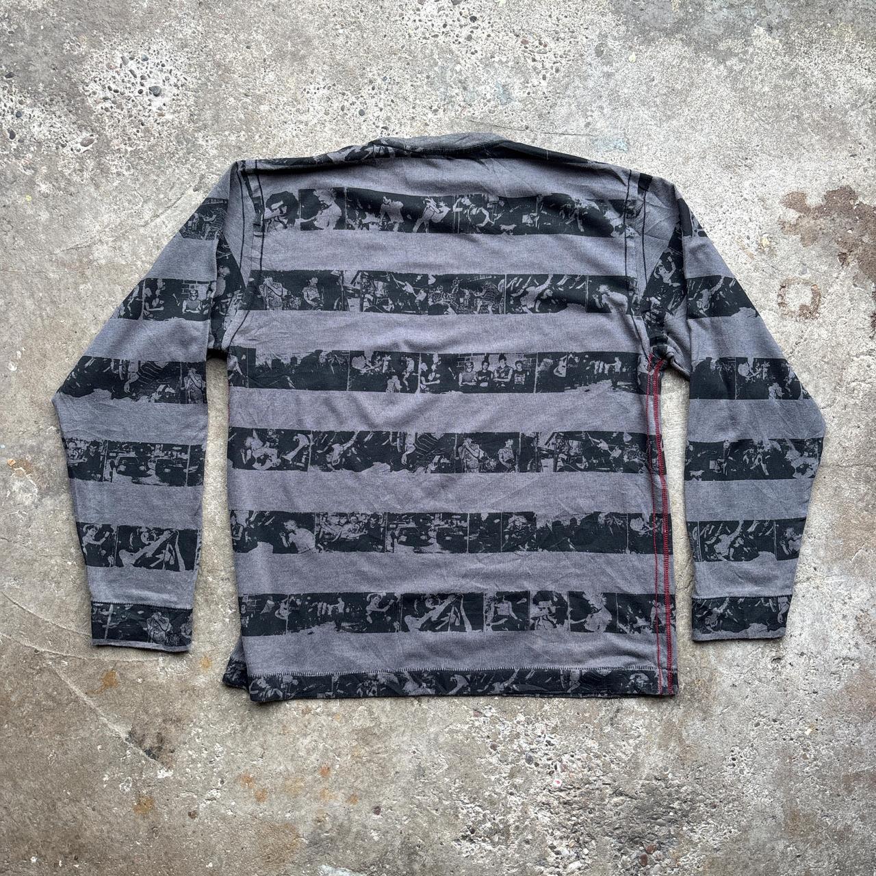 Black and grey single stitch long-sleeve punk rocker printed t-shirt with contrast
