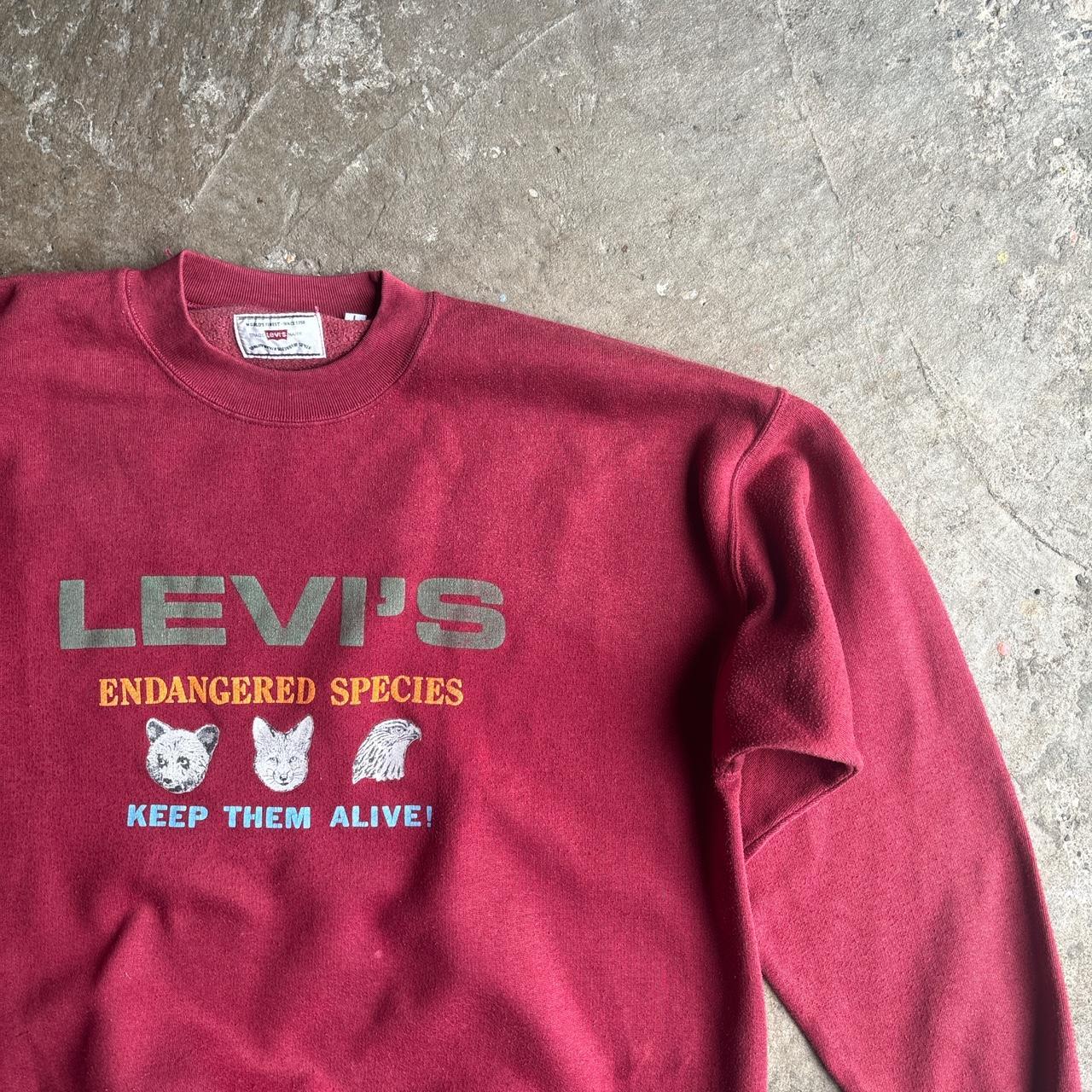Red Levi’s Vintage ‘Endangered Species’ Graphic Sweatshirt