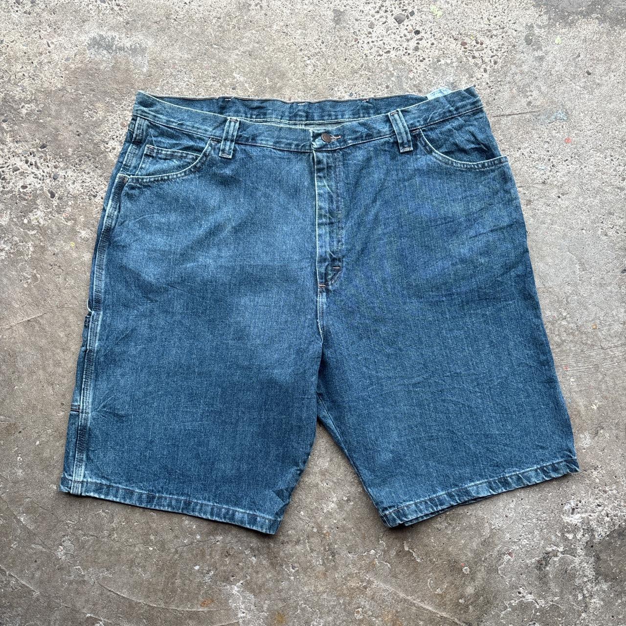 Blue Wrangler Carpenter shorts