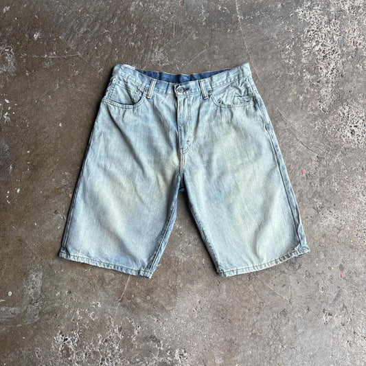 Light Wash Levi’s Strauss Jean Shorts - W33