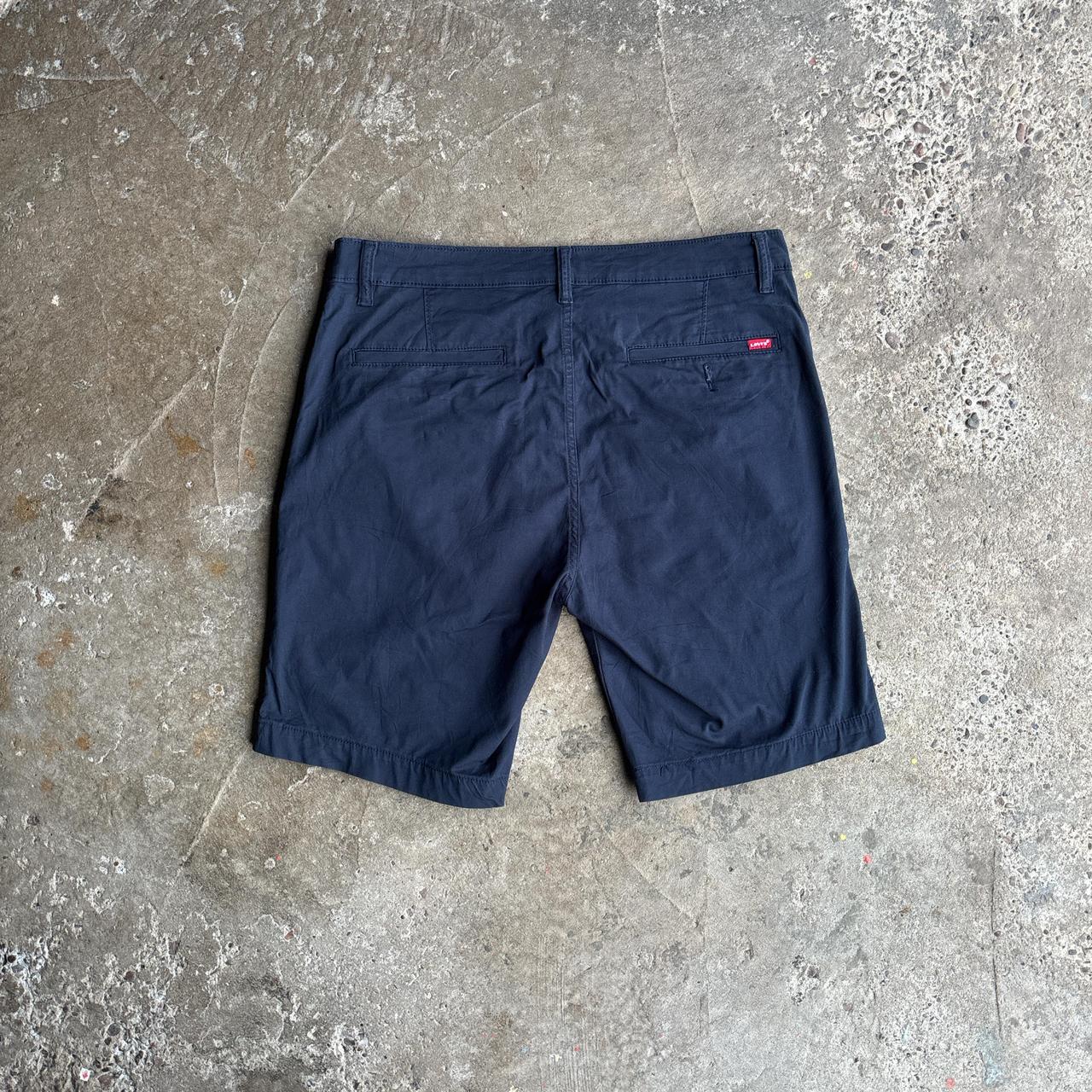 Navy Levi’s Chino Shorts - W34
