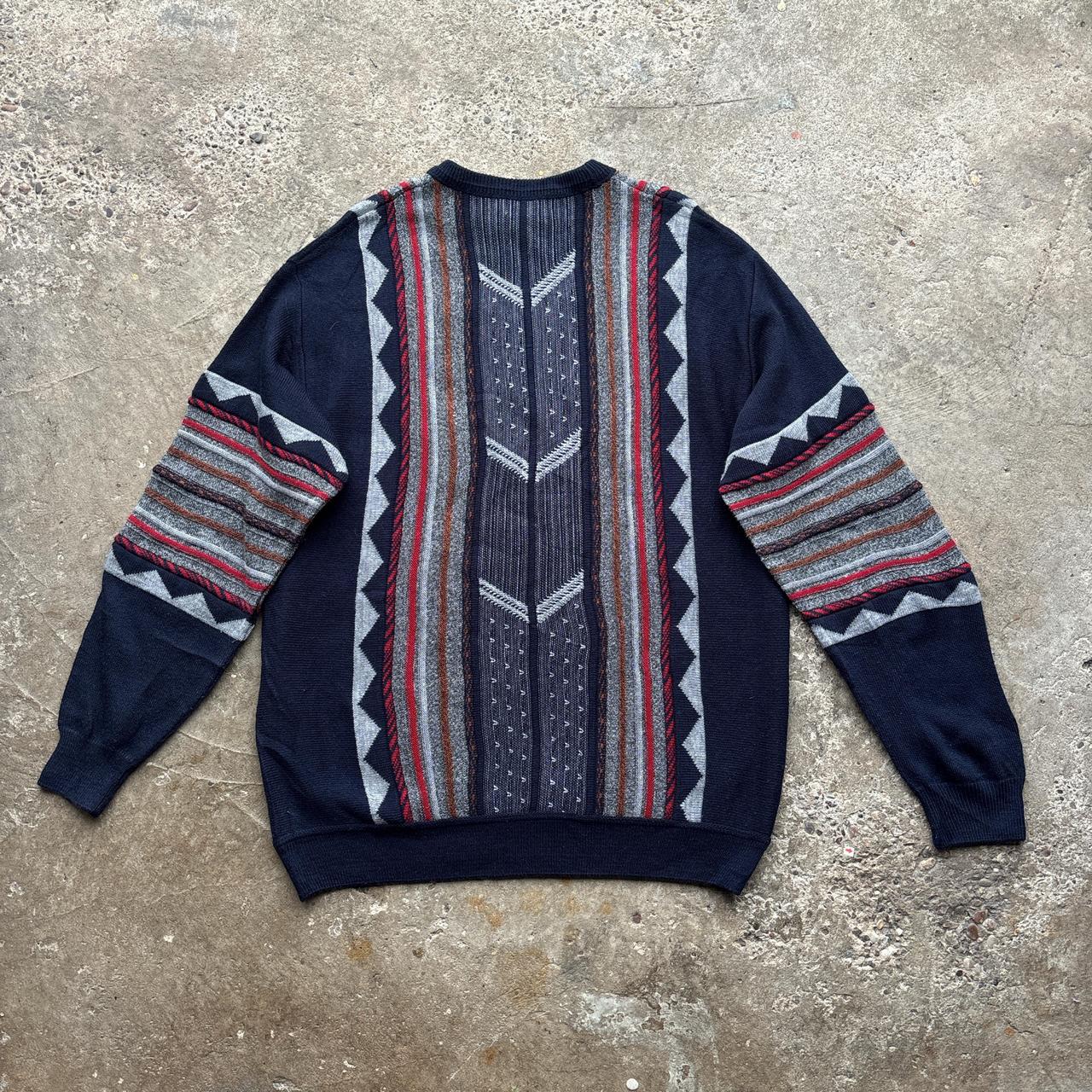 Navy and 3D patterned knitted jumper