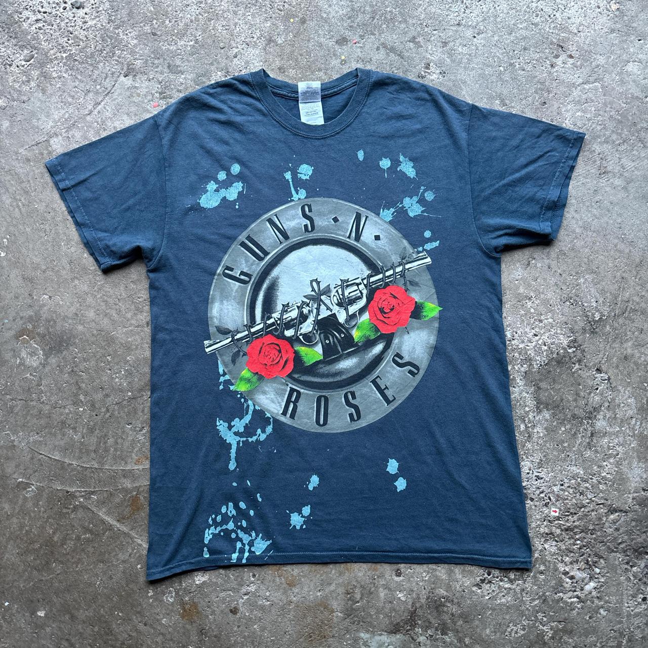 Blue Guns & Roses graphic tee