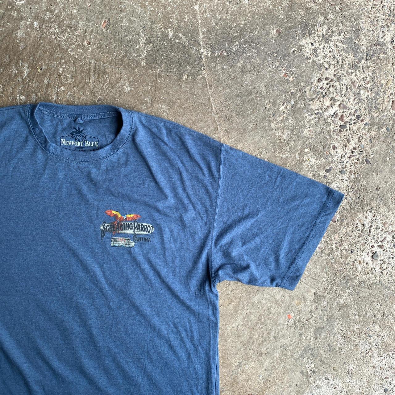 Blue Screaming Parrot Graphic T-Shirt - XL