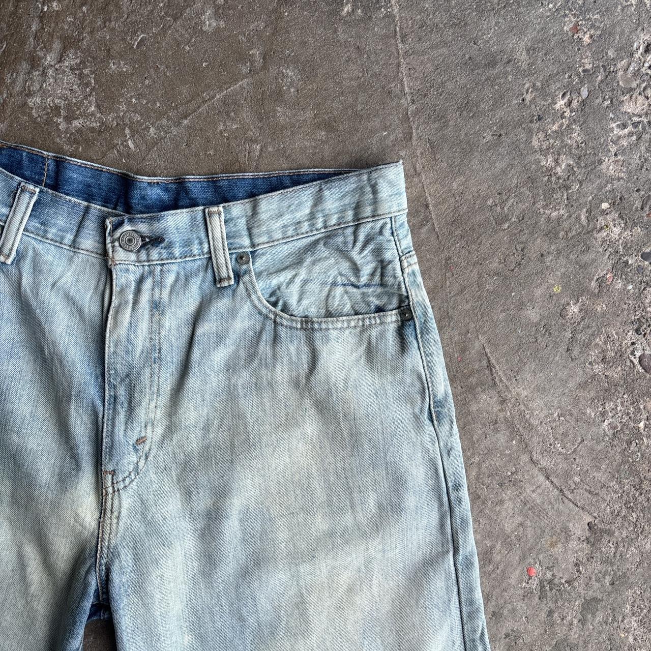 Light Wash Levi’s Strauss Jean Shorts - W33