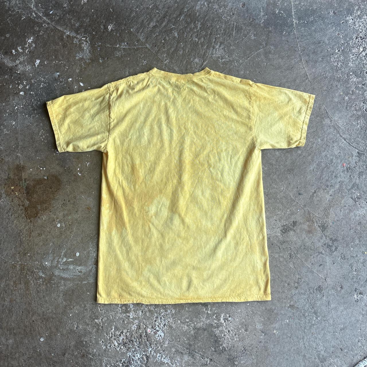 Yellow Wolves Graphic T-Shirt