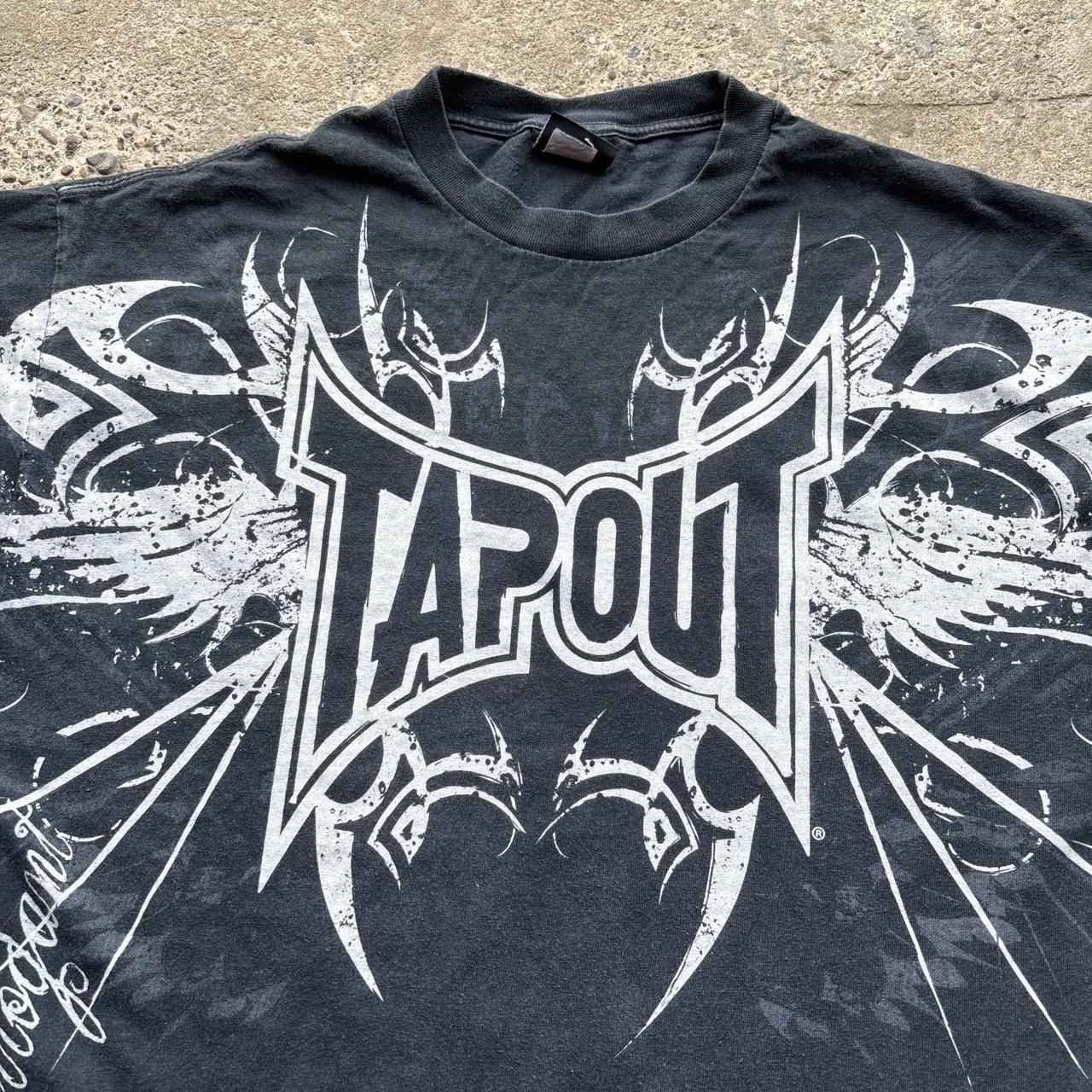 Vintage navy Tapout t-shirt