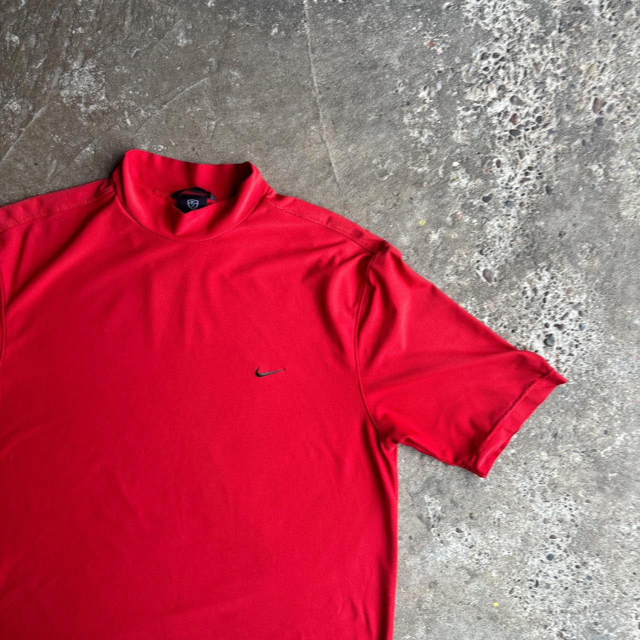 Red Nike ā00s Mock Neck Golf Polo - L