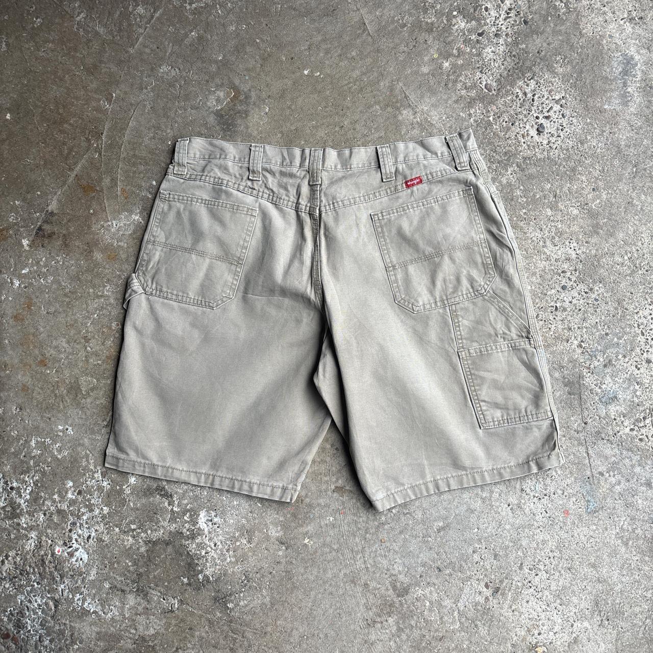 Tan/Khaki Wrangler Carpenter Shorts
