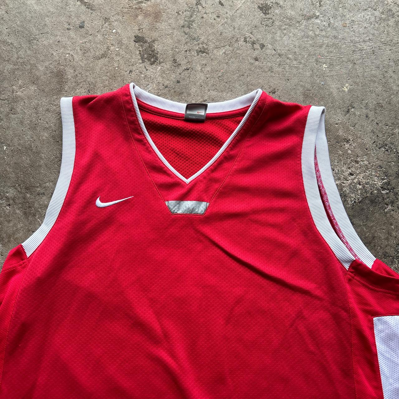 00s Nike red and white basketball vest