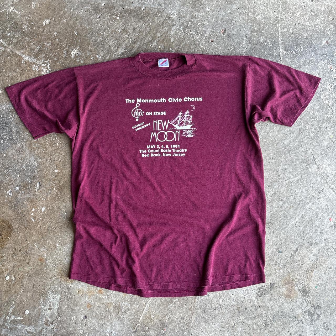 90s Burgundy ‘New Moon’ single stitch tee