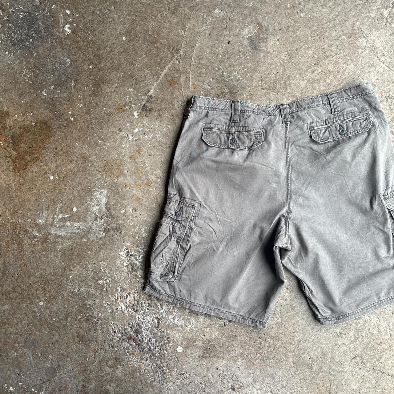 Khaki Green Lee Cargo shorts