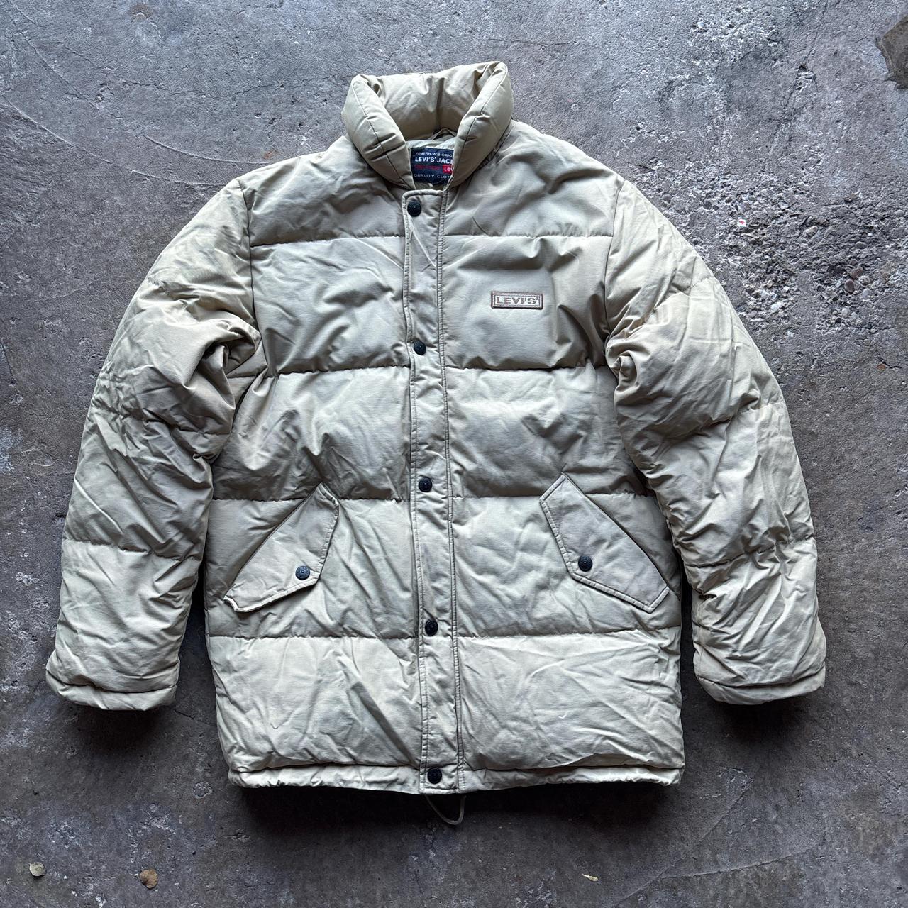 Cream Levi's puffer jacket