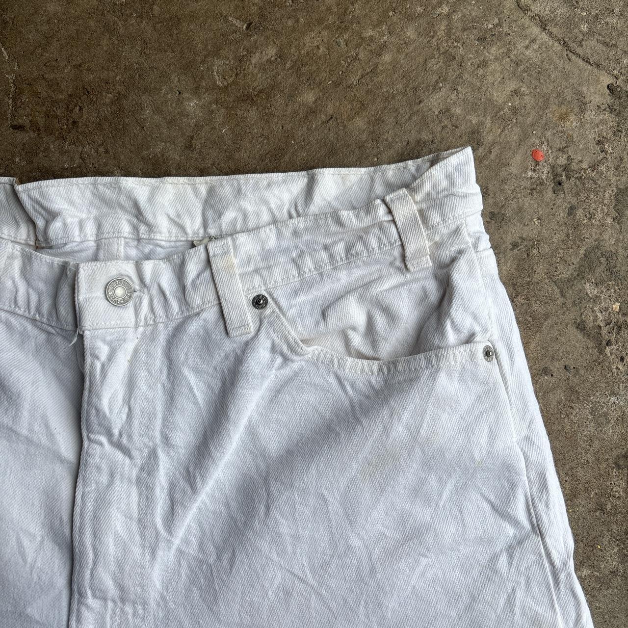 White Levi’s Denim Jean Shorts
