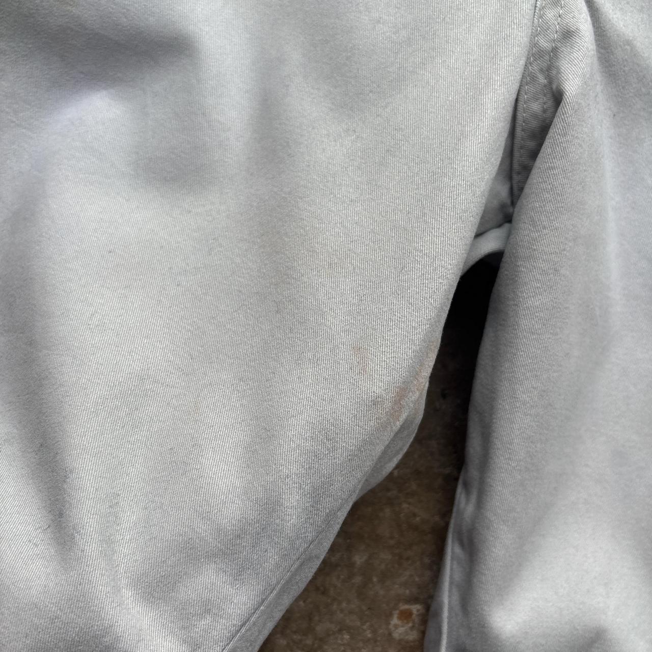 Cream Wrangler Cargo shorts - W44