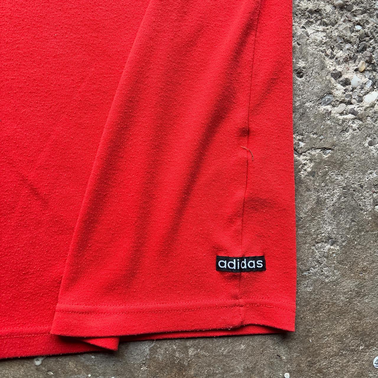 Vintage adidas graphic tee with Adidas training print