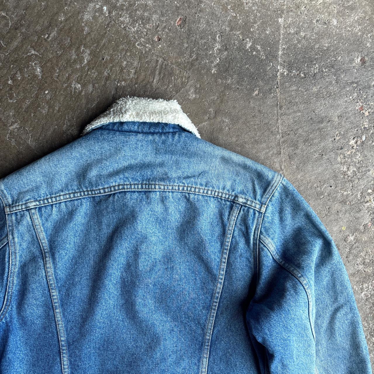 Blue Levi’s Denim Jacket w/ Fur Collar - S
