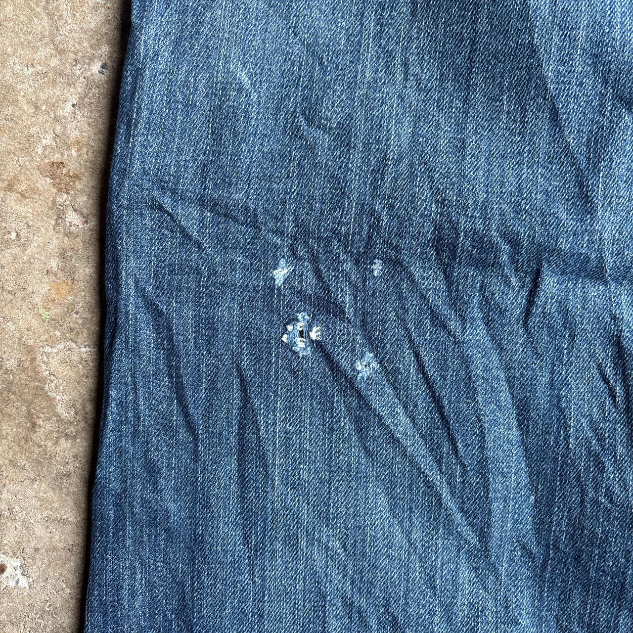 Blue Denim Distressed Levi’s Jeans