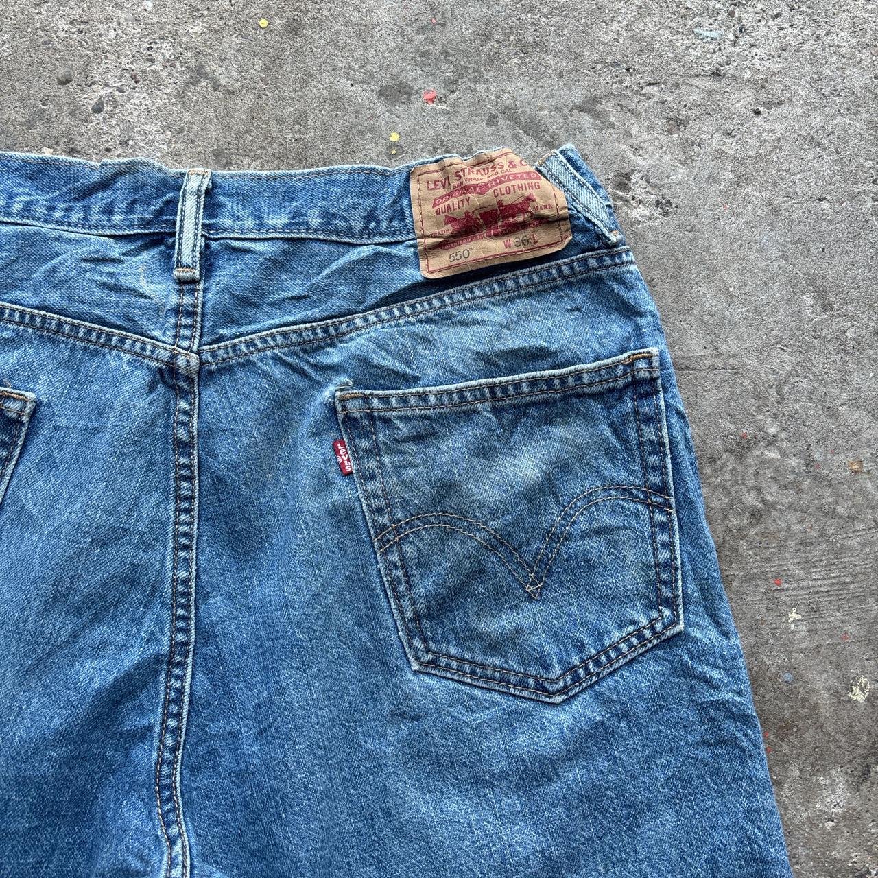 Blue denim Levi’s 550 shorts