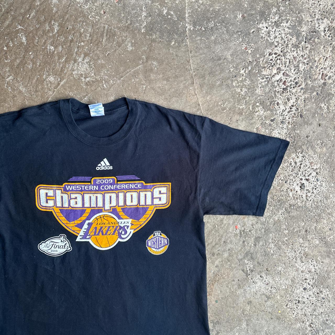 Dark Navy Graphic 2009 Lakers T-Shirt - L