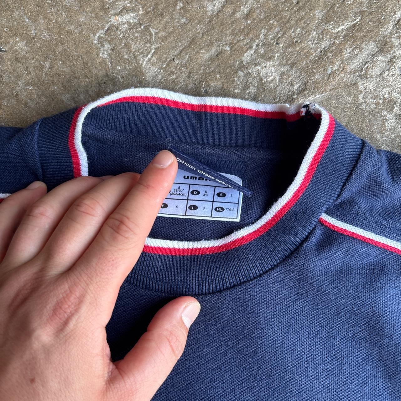 00s Navy Umbro cotton tee