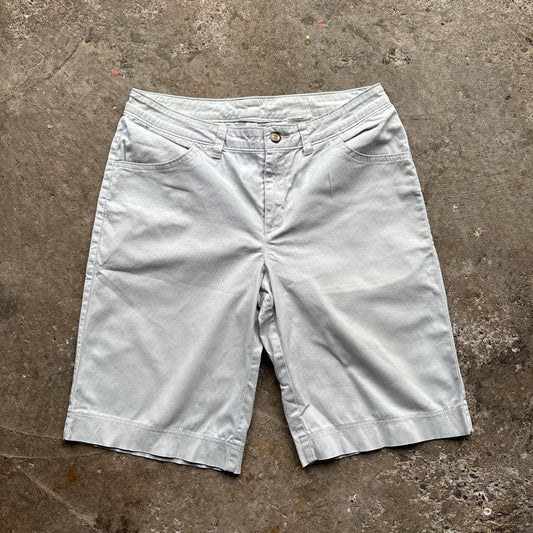 Cream Dickies chino shorts