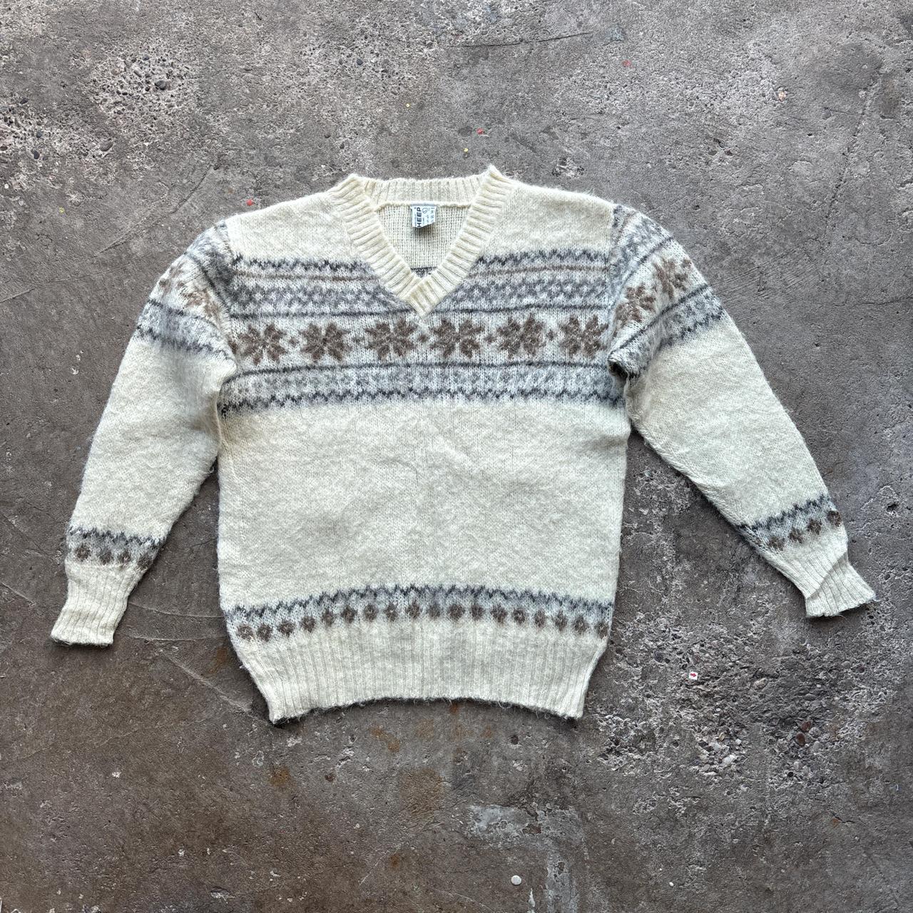 Vintage Cream Ice sheep knitted jumper with snowflake pattern