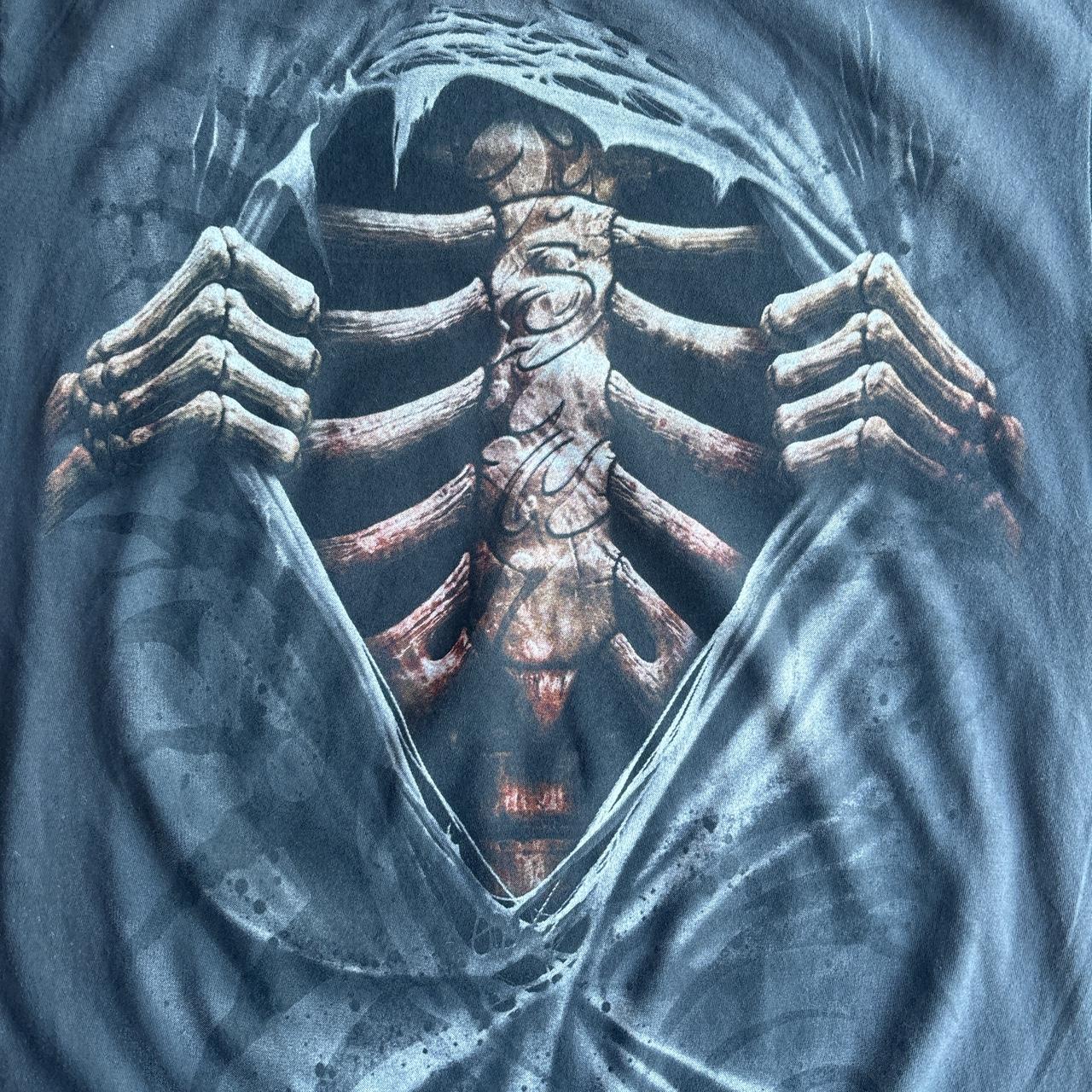 Grey Rib Cage Graphic Grunge T-Shirt