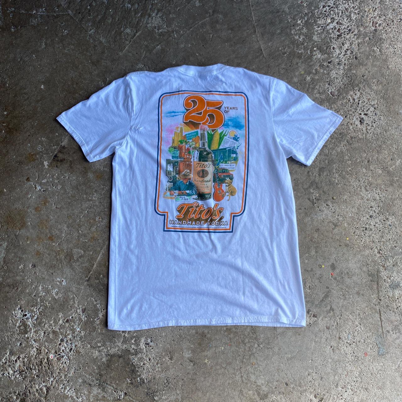 White ‘Titos’ Graphic Bar T-Shirt - M