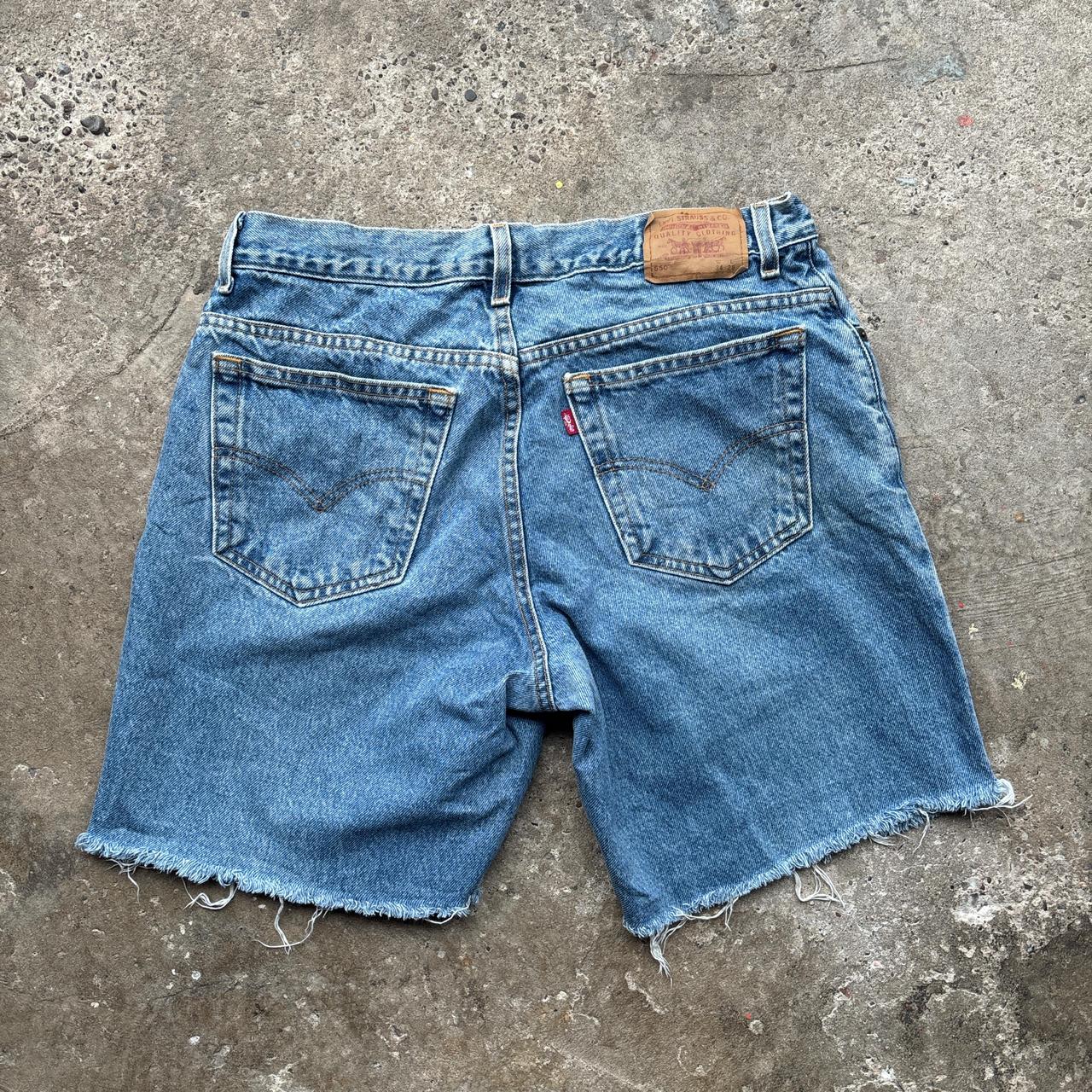 Blue denim Levi’s cut shorts