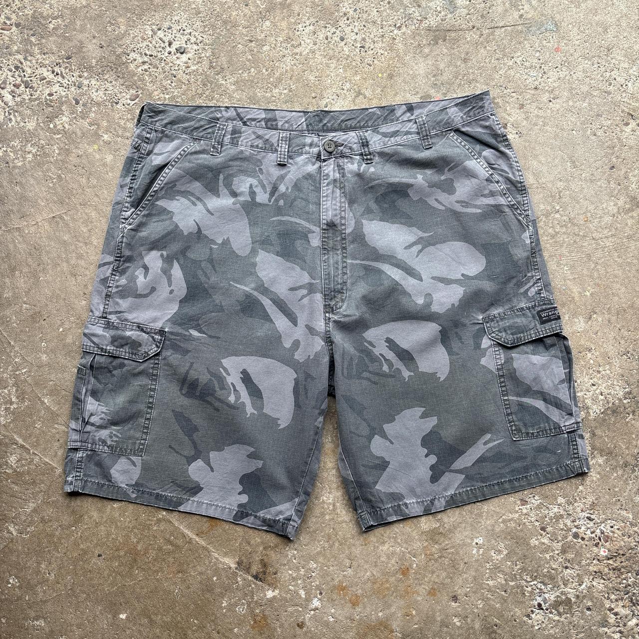 Grey Wrangler Camo Cargo Shorts - W44