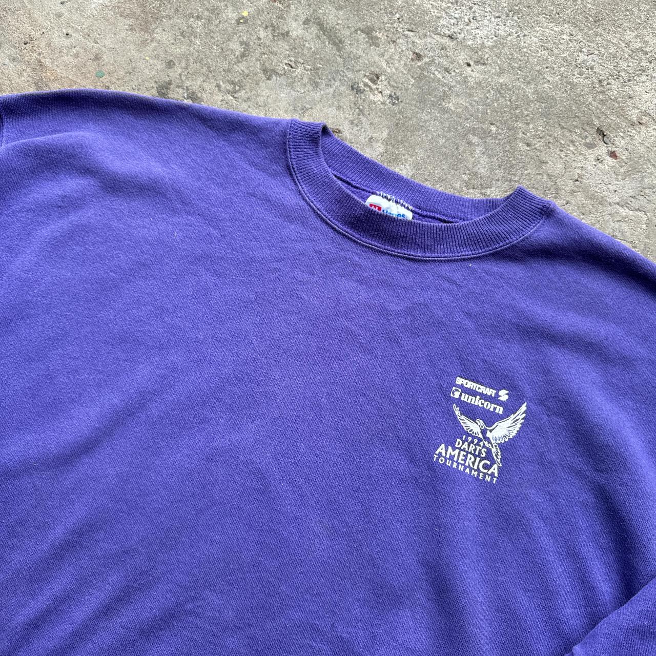 90s Purple graphic sweatshirt with darts design
