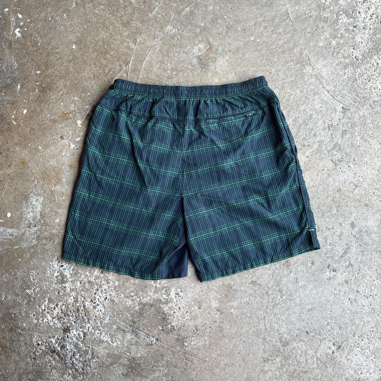 Green & Dark Grey Checkered 00’s Nike Sportswear Shorts