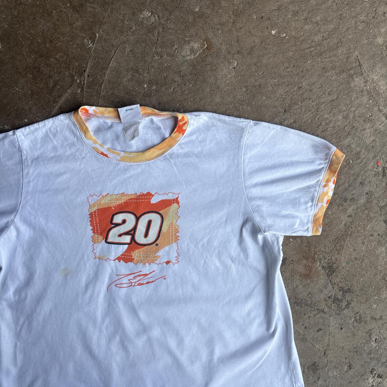 White Graphic NASCAR T-Shirt - M (boxy fit)