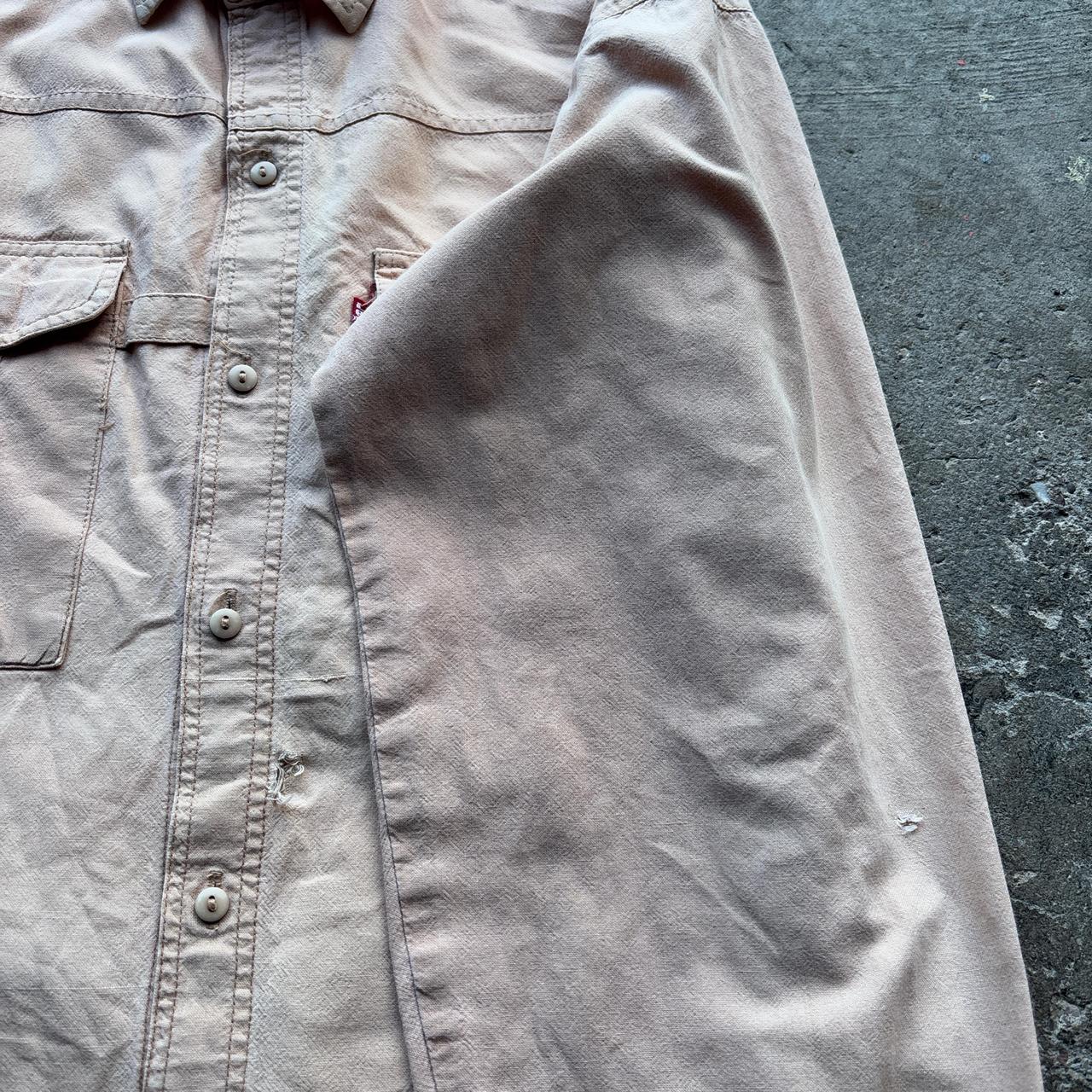 Vintage salmon Pink Levi’s shirt