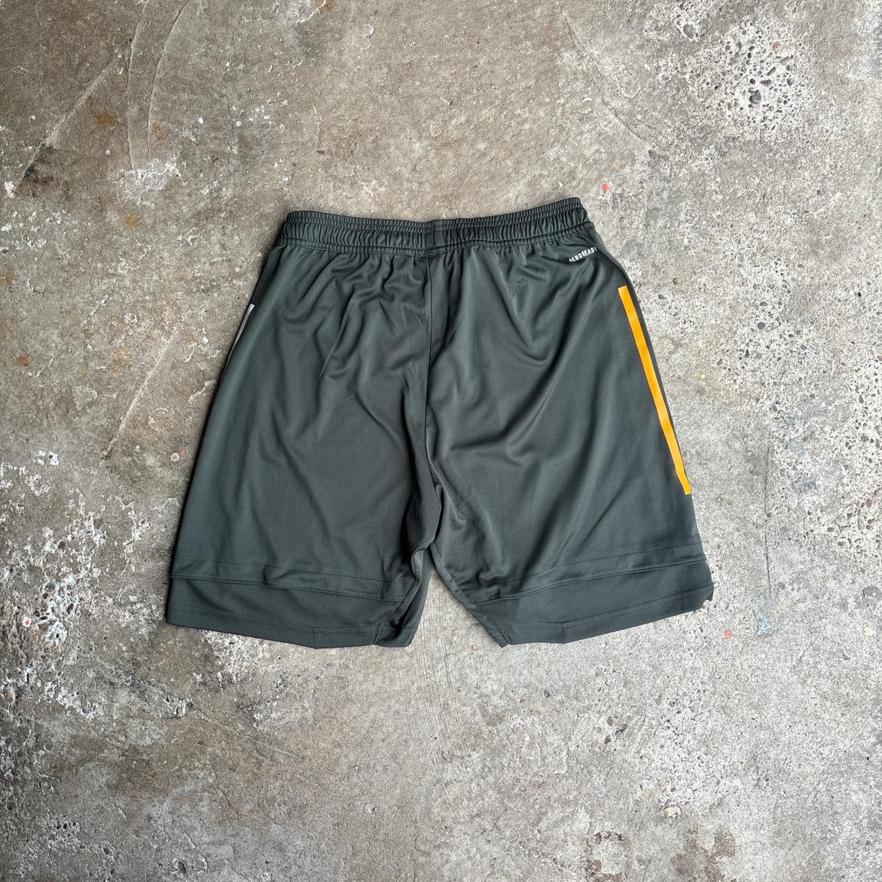 Dark Green Adidas 2020/21 Manchester United Adidas Training Shorts