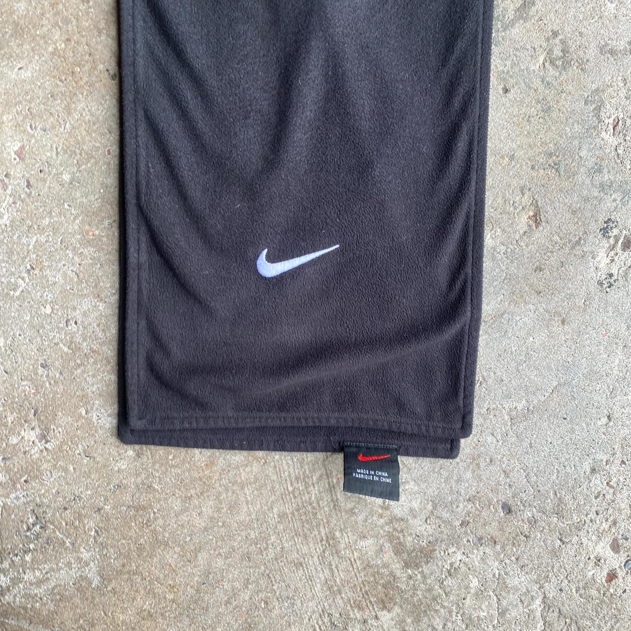 Black ‘90s Nike Fleece Scarf