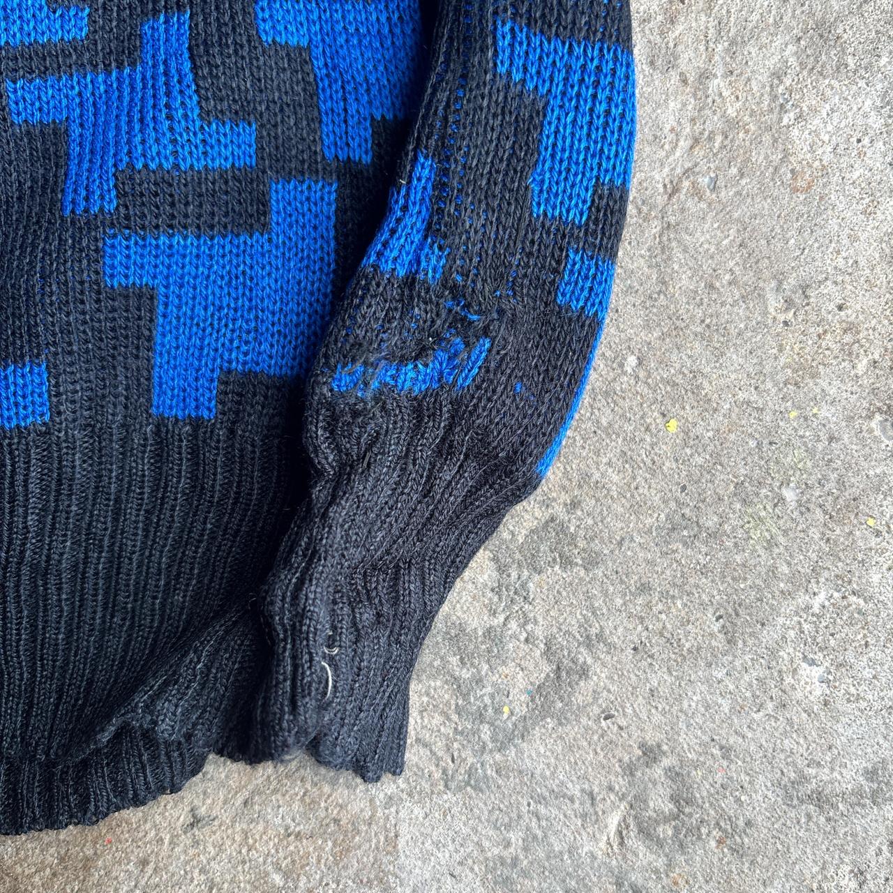 Black & Blue Patterned Design Knitted Jumper - M