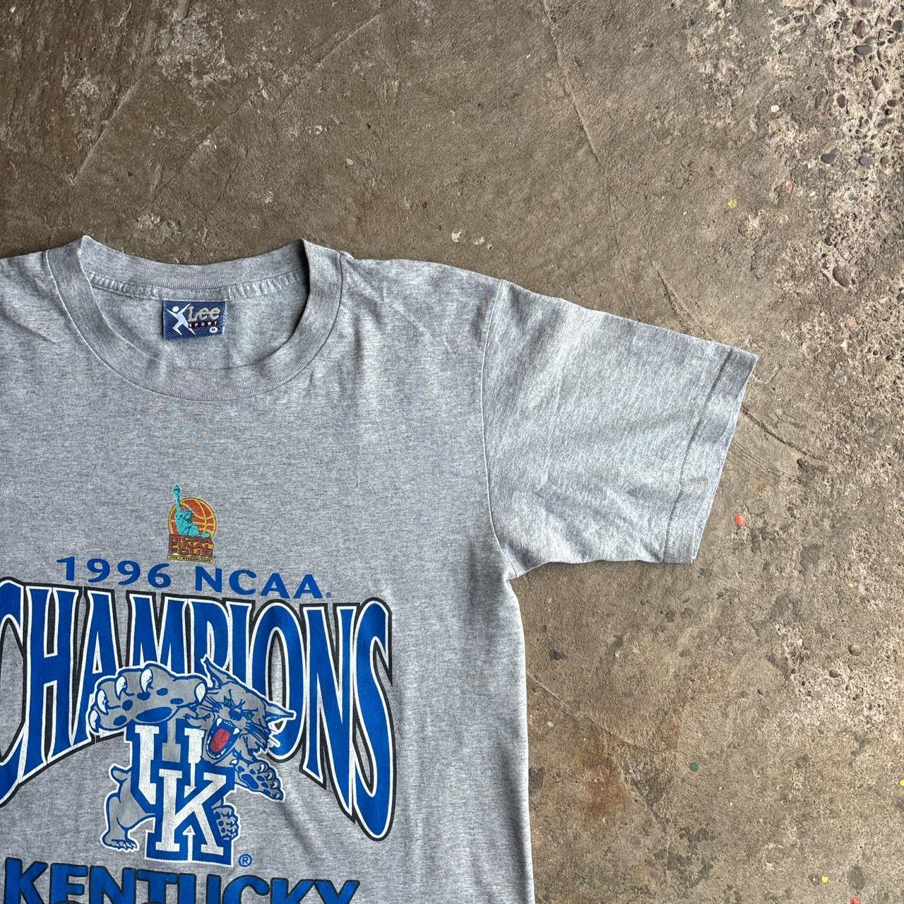 Grey 1996 Kentucky Wildcats Champions Vintage Lee Sport T-Shirt