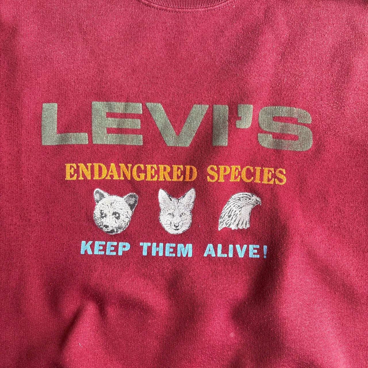 Red Levi’s Vintage ‘Endangered Species’ Graphic Sweatshirt