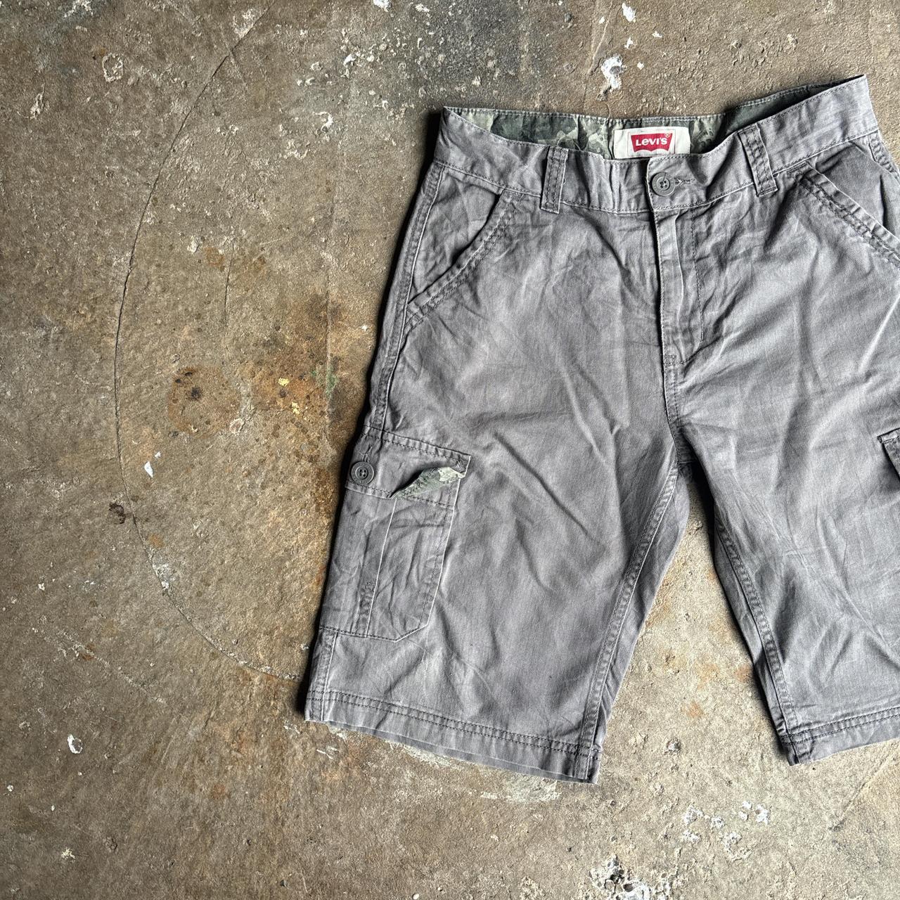Grey Cotton Levi’s Cargo Shorts