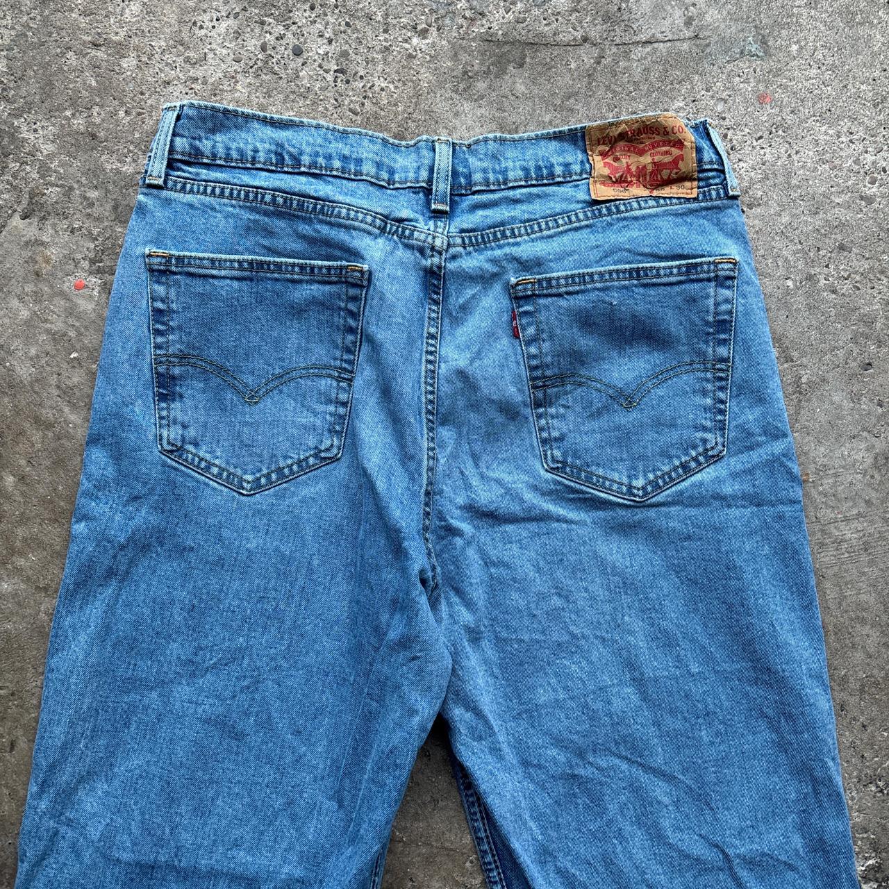 Levi's 550 blue jeans
