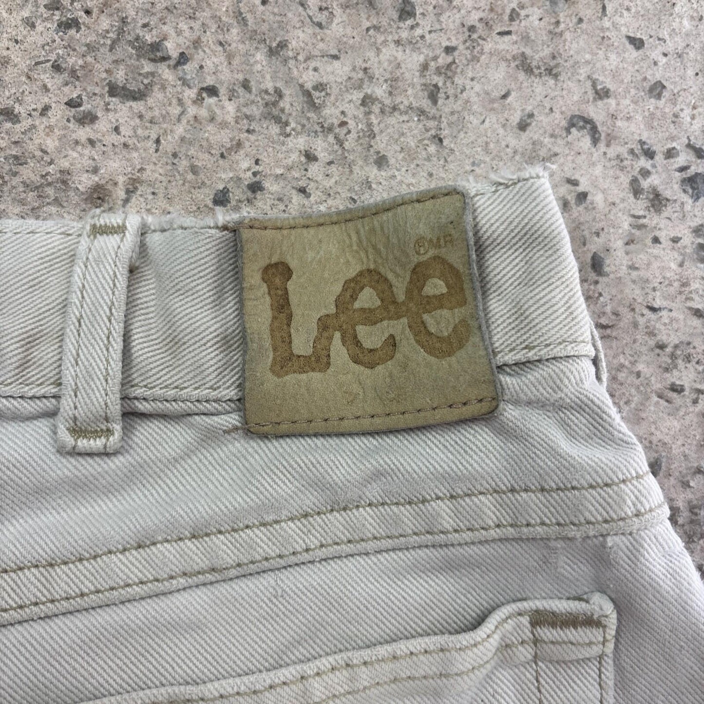 Vintage Beige Lee Relaxed Jean Shorts | W36"