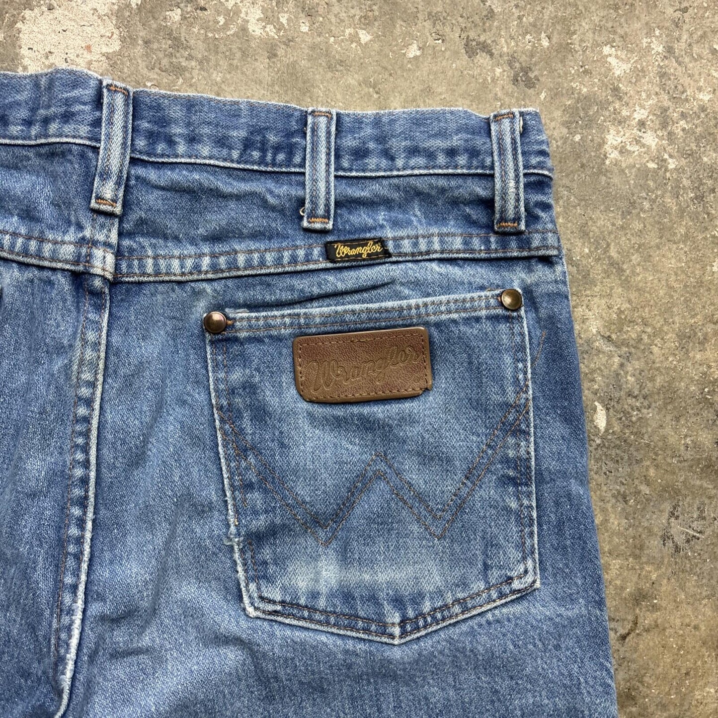 Blue Denim Wrangler Men’s Cut Off Shorts | W31
