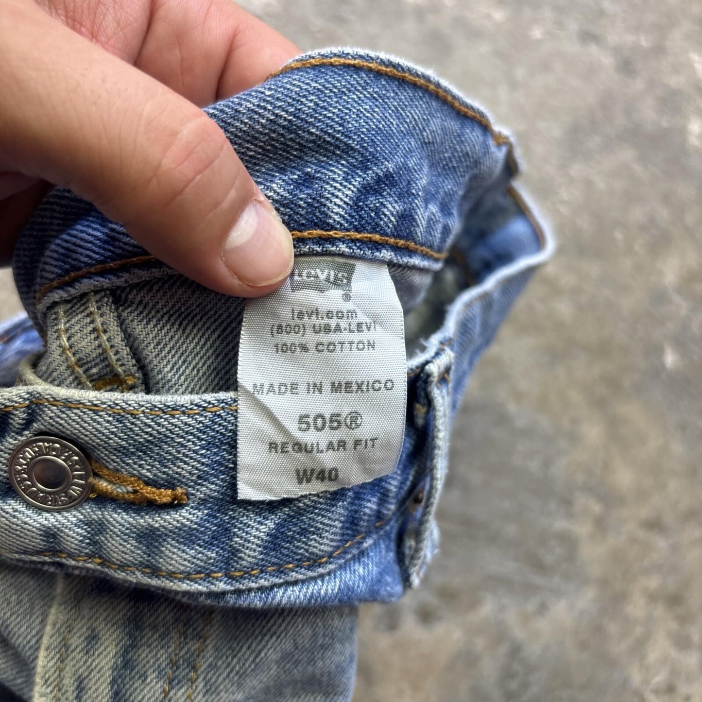 Blue Denim Levi’s 505 Men’s Shorts Jorts | W40